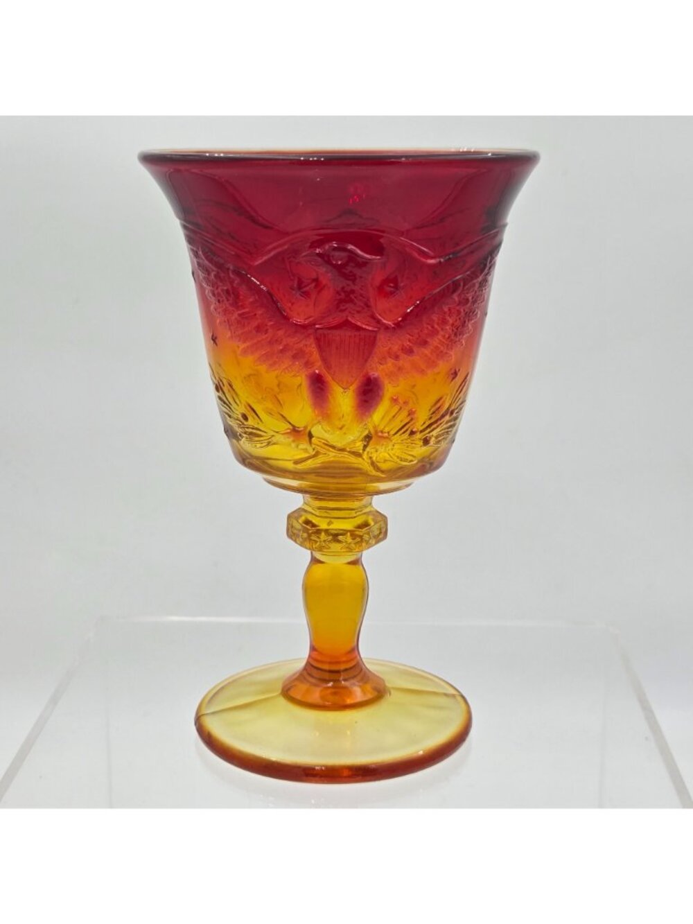 L. E. Smith Glass Amberina American Eagle Goblet 6½″ Wine Glass Mid-Century - Picture 4 of 7